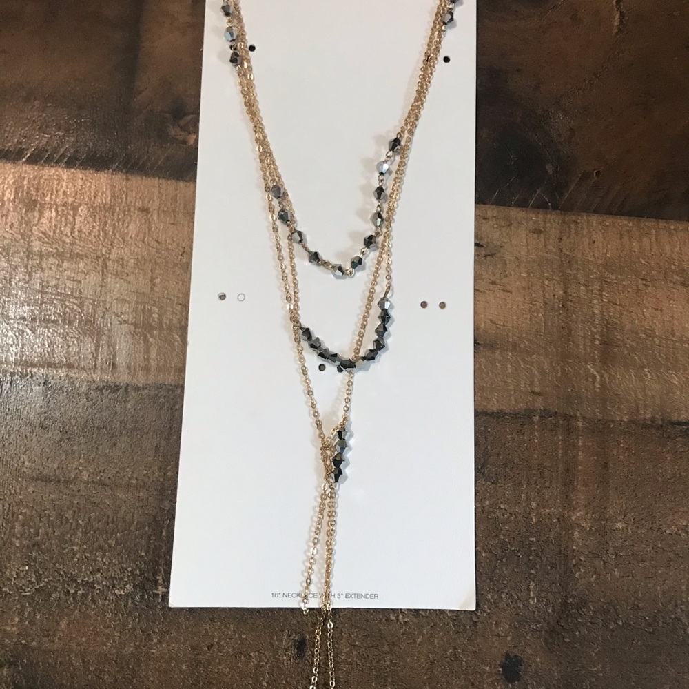 Necklace long gold with stone